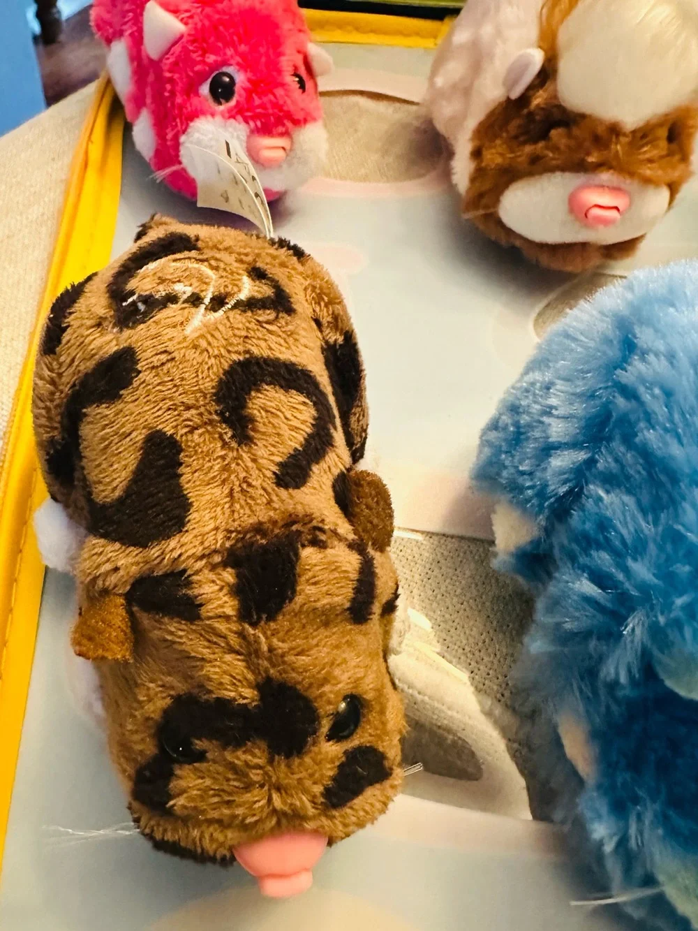 Cepia zhu pets
